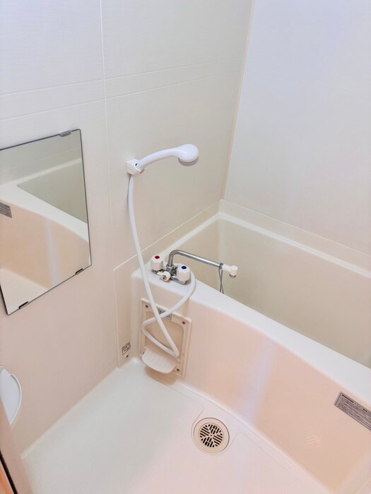 物件内観写真12　(バス／シャワールーム等)