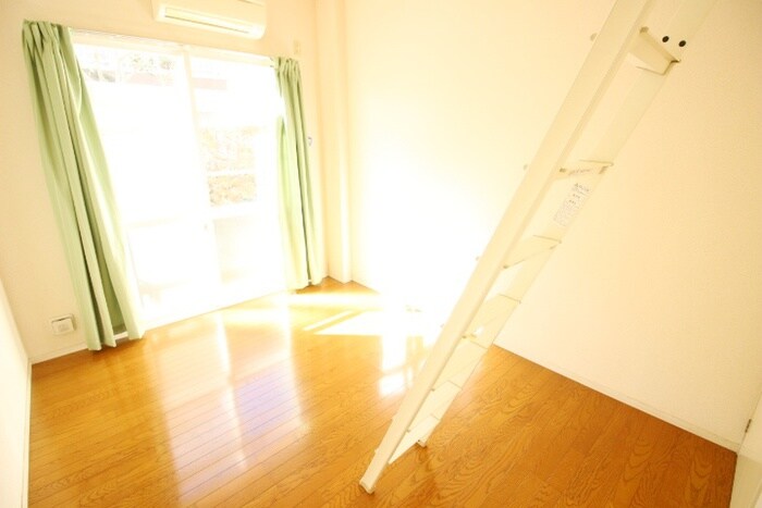 物件内観写真7　(居室)