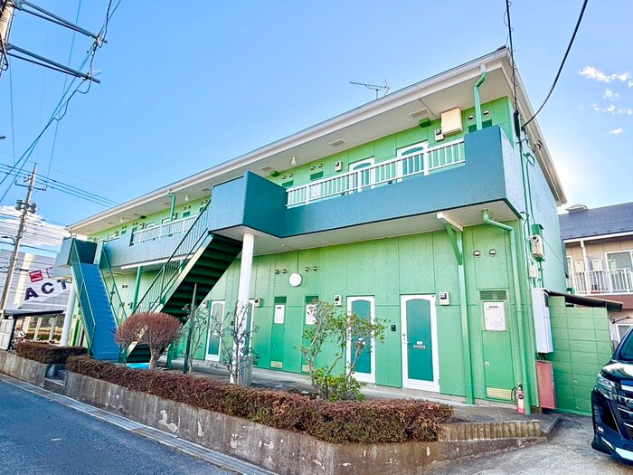 物件外観写真3　(エントランス部分)