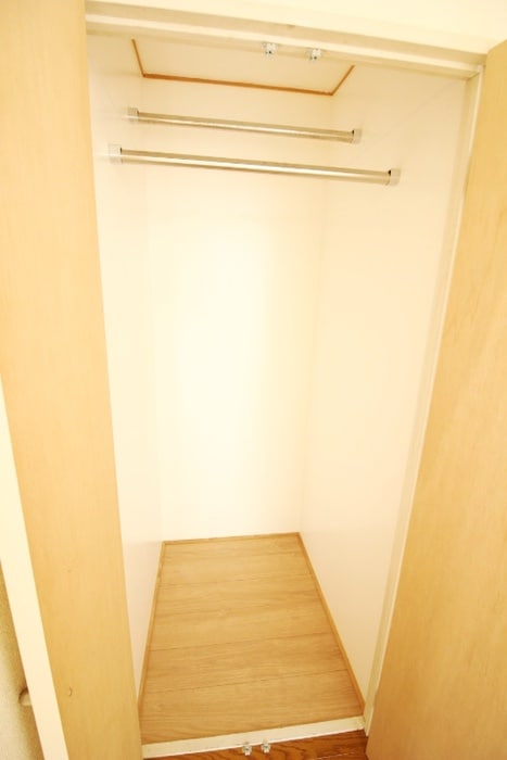 物件内観写真10　(収納)