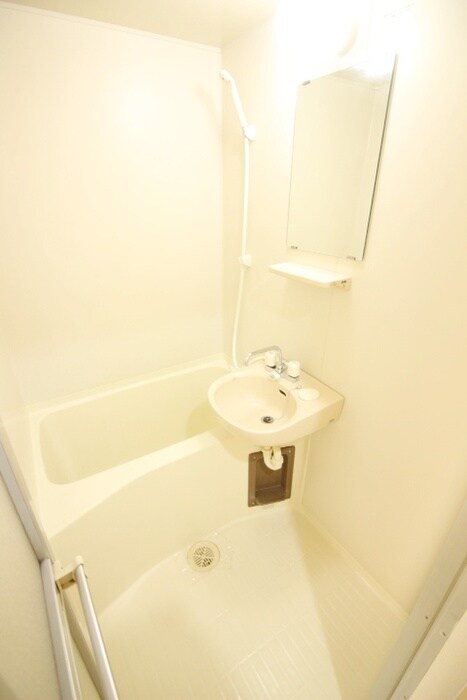 物件内観写真12　(バス／シャワールーム等)