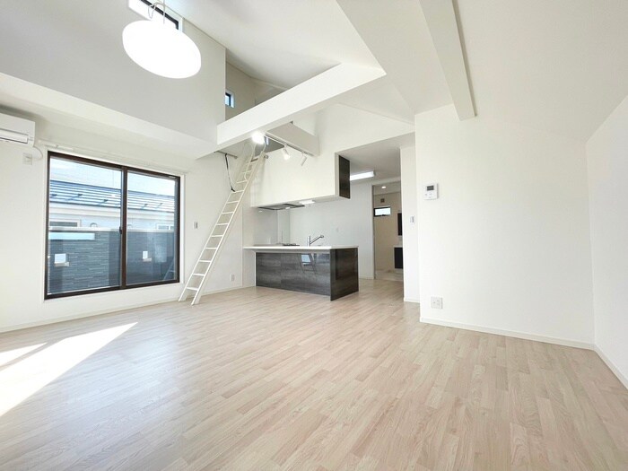 物件内観写真7　(居室)