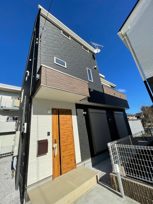 物件外観写真5　(外観写真)