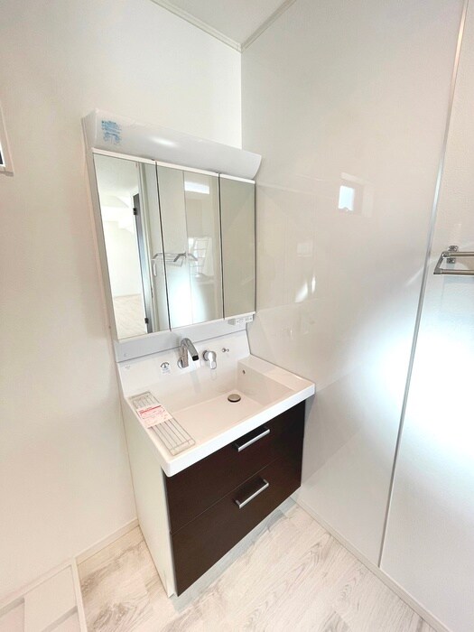 物件内観写真12　(洗面)