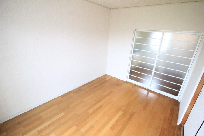 物件内観写真13　(居室)