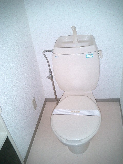 物件内観写真14　(トイレ)