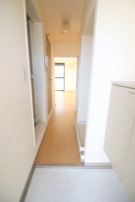 物件内観写真22　(玄関)