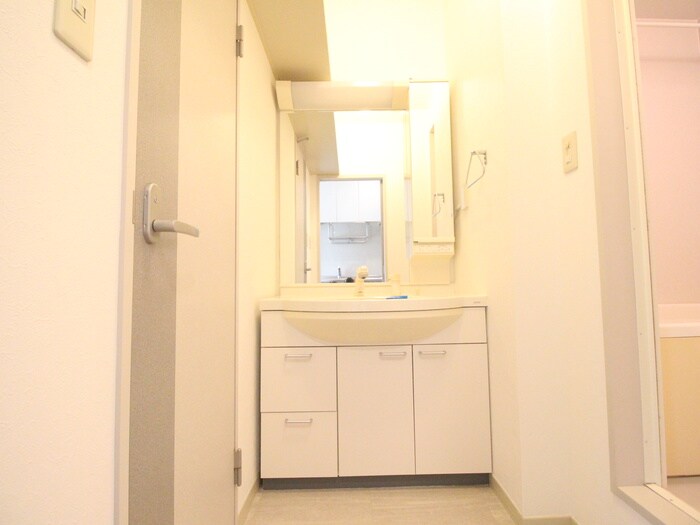 物件内観写真11　(洗面)