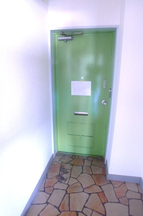 物件内観写真15　(玄関)