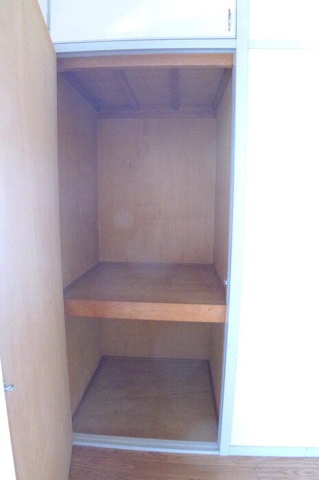 物件内観写真21　(収納)