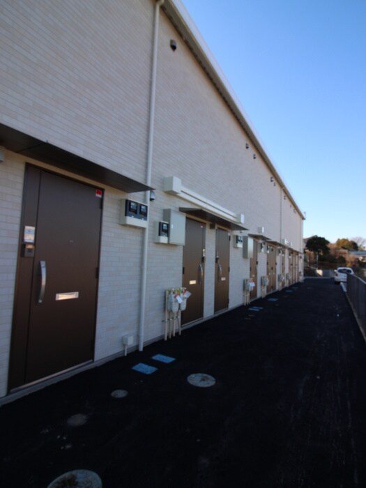 物件外観写真5　(エントランス部分)