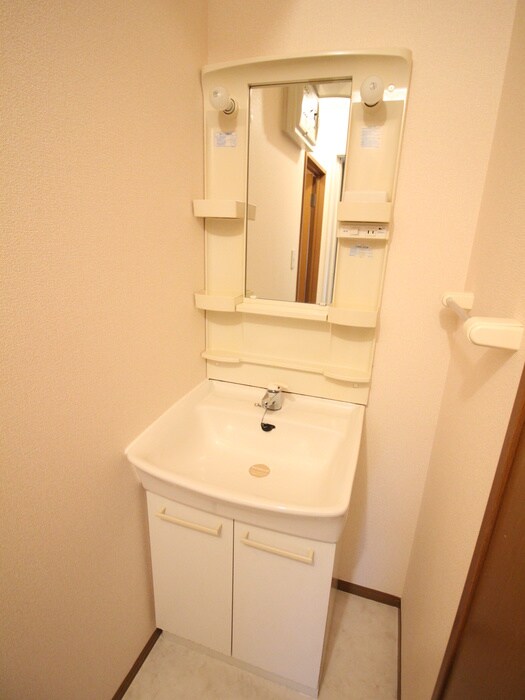 物件内観写真8　(洗面)