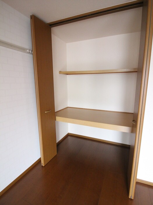 物件内観写真17　(収納)