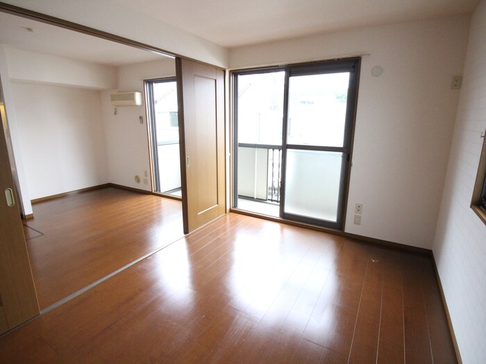 物件内観写真18　(居室)