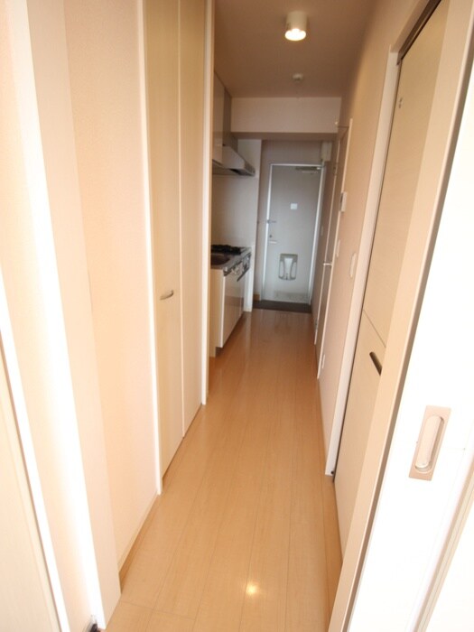 物件内観写真12　(洗濯機置場)