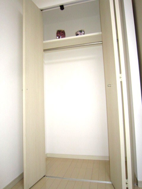 物件内観写真10　(収納)