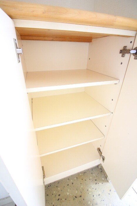 物件内観写真14　(靴箱)