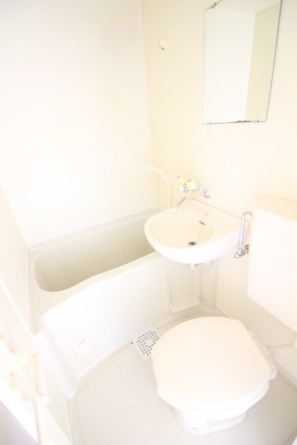 バス／シャワールーム等