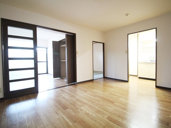 物件内観写真19　(居室)