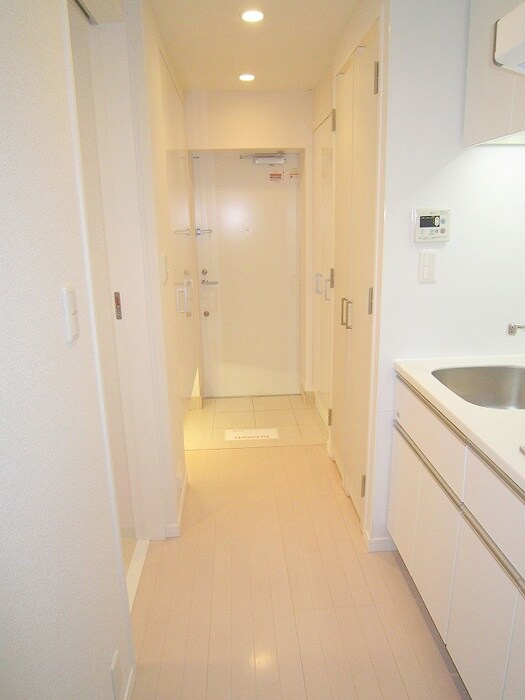 物件内観写真7　(廊下)