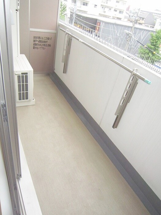 物件内観写真13　(ベランダ・バルコニー)