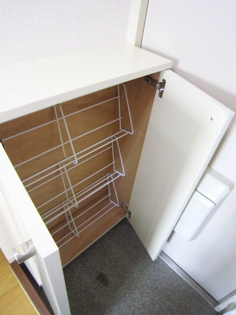 物件内観写真14　(収納)