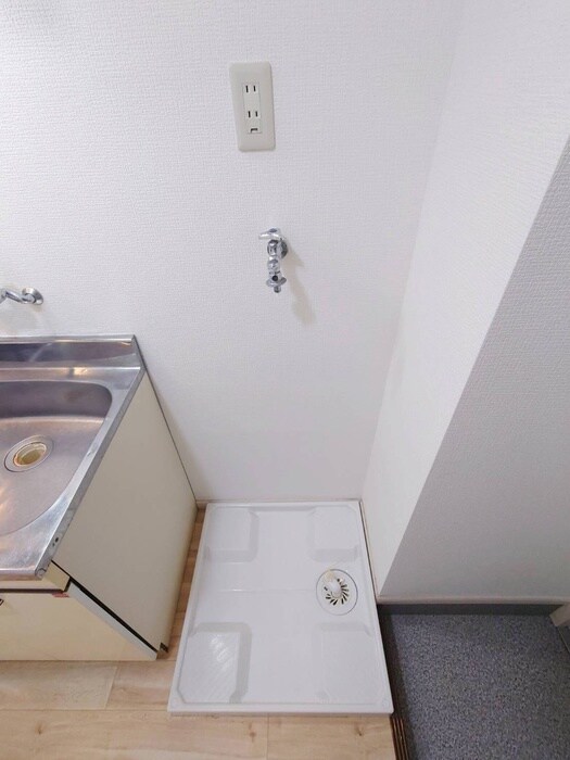 物件内観写真20　(洗濯機置場)