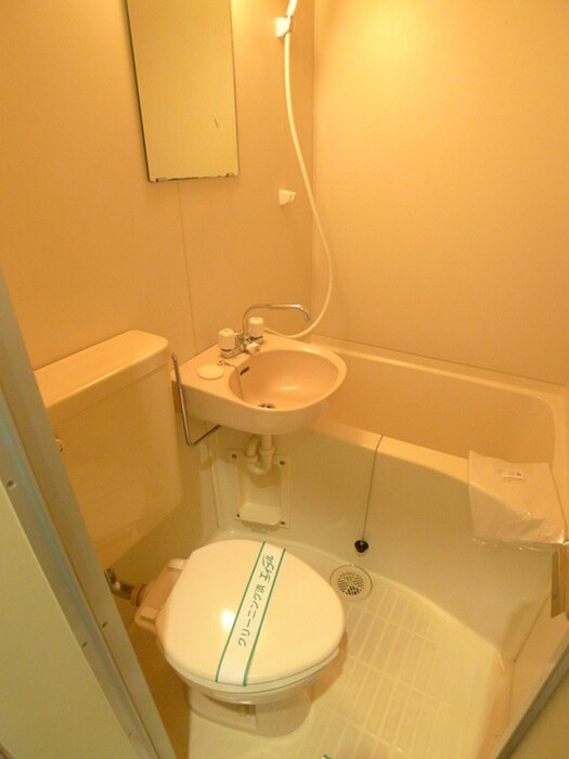 物件内観写真17　(トイレ)