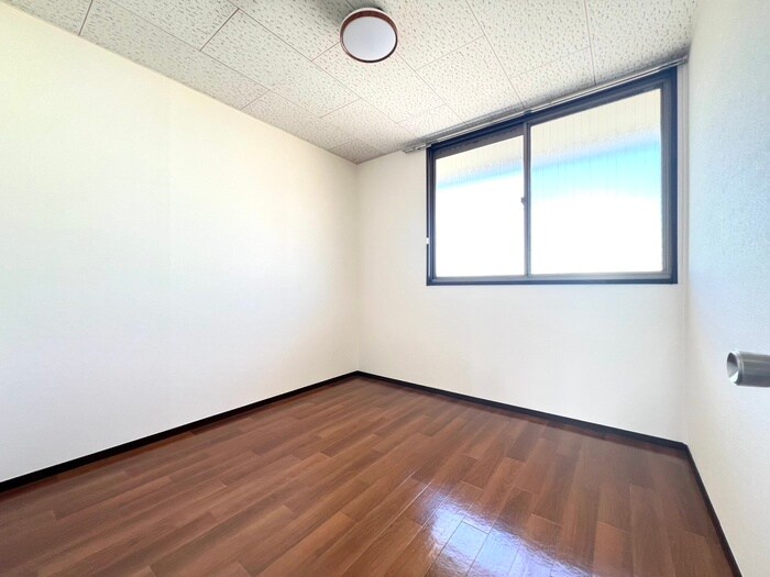 物件内観写真11　(居室)