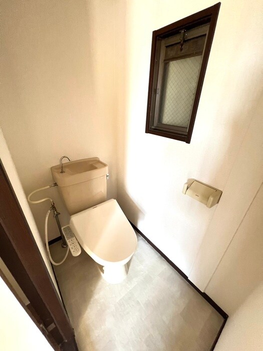 物件内観写真16　(トイレ)