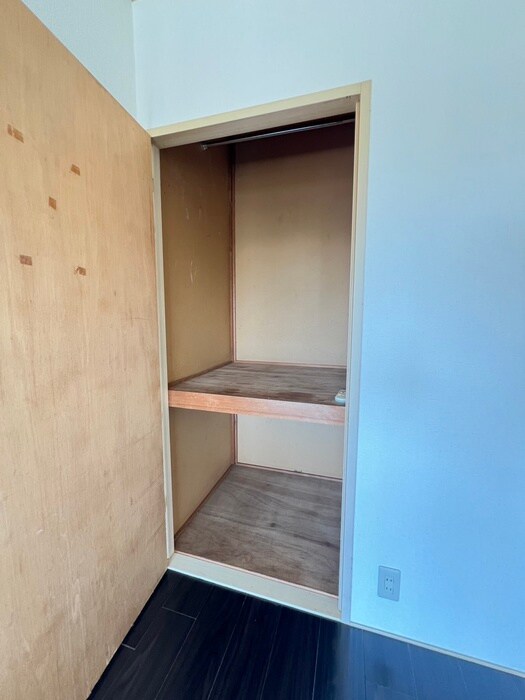 物件内観写真18　(収納)