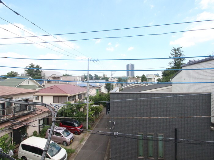 物件内観写真16　(室内からの展望)