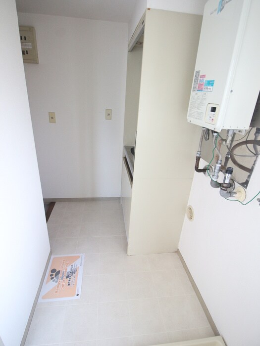 物件内観写真19　(廊下)