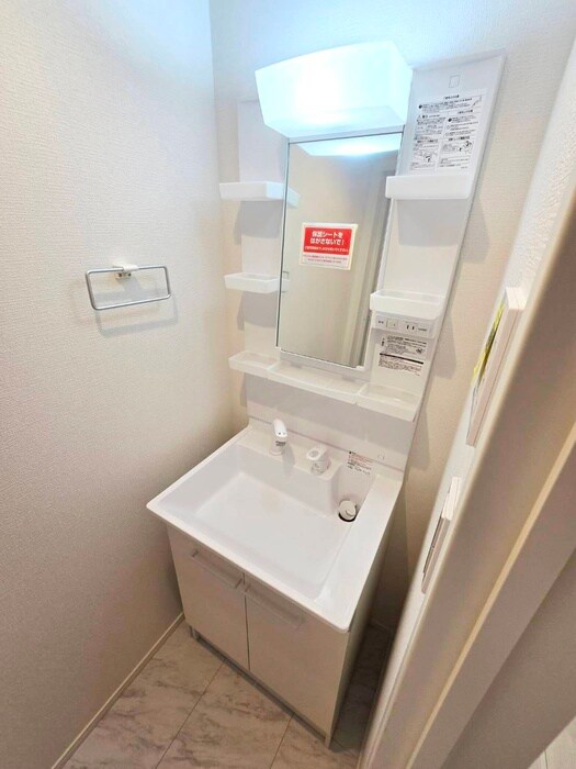 物件内観写真12　(洗面)