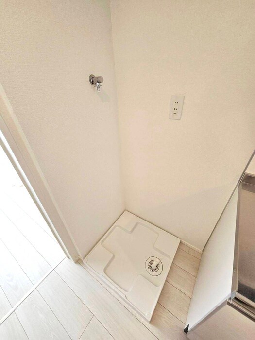 物件内観写真13　(洗濯機置場)