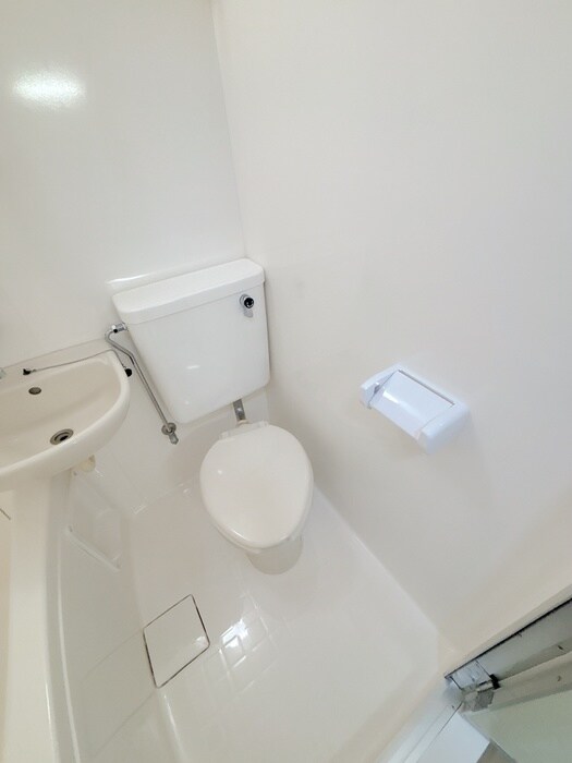 物件内観写真12　(トイレ)