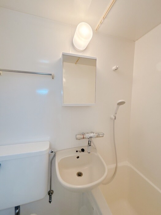 物件内観写真13　(洗面)