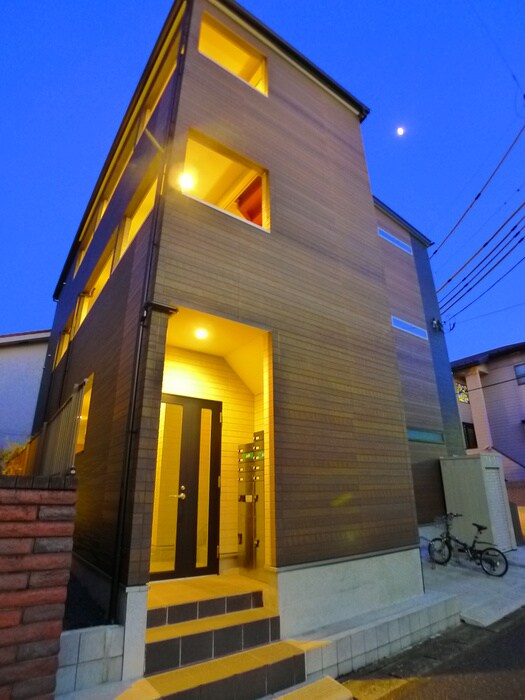 物件外観写真3　(周辺環境)