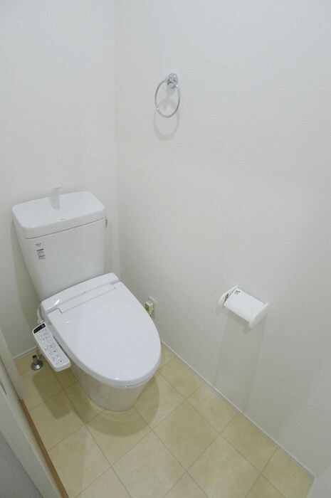 物件内観写真11　(トイレ)