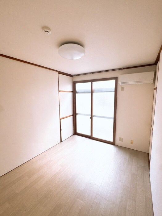 物件内観写真13　(居室)