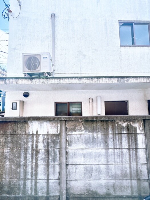 物件内観写真16　(室内からの展望)