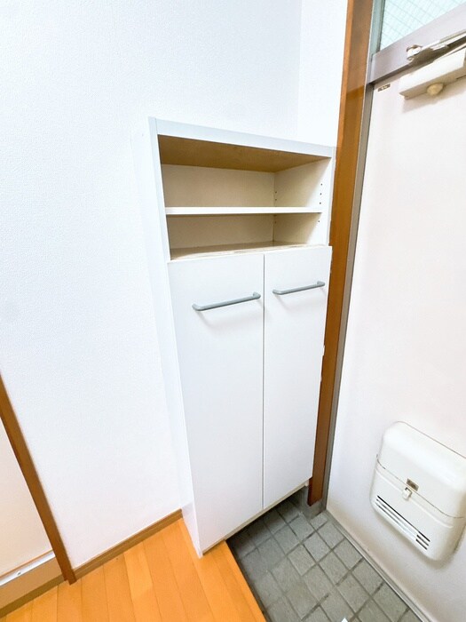 物件内観写真18　(靴箱)