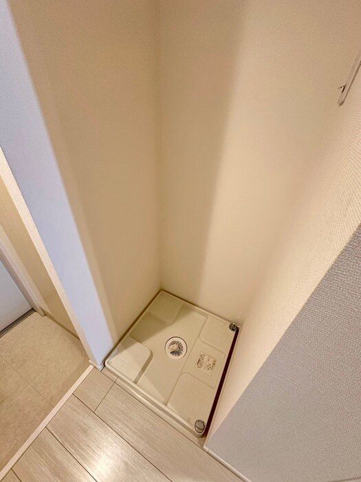 物件内観写真13　(洗濯機置場)