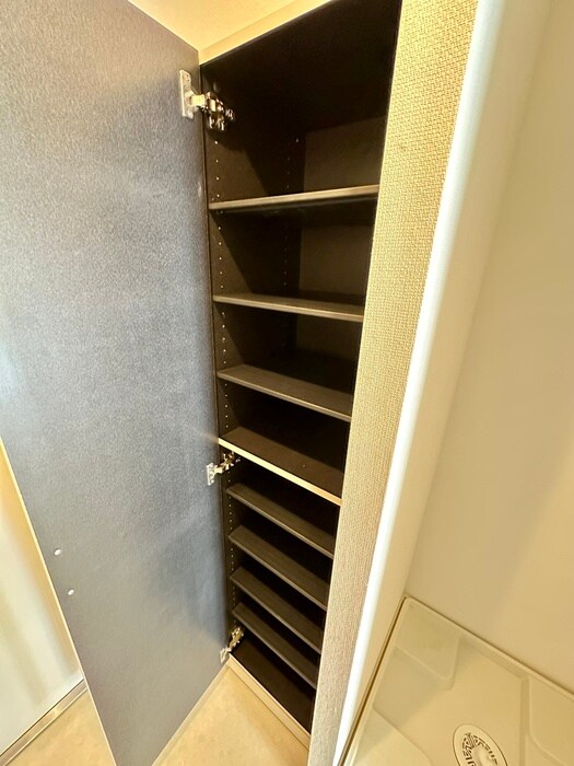 物件内観写真18　(靴箱)
