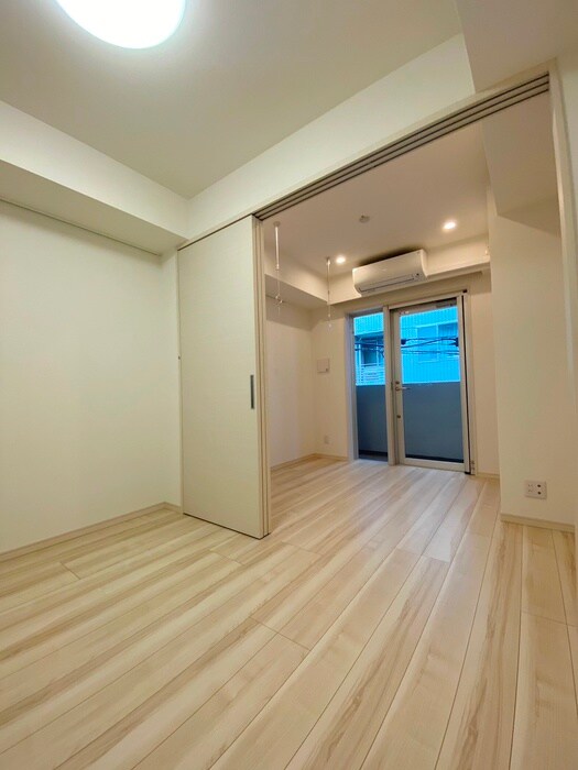 物件内観写真3　(居室)