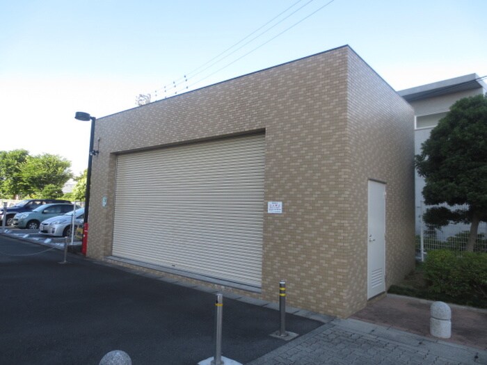 物件外観写真6　(建物設備)