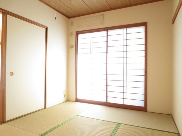 物件内観写真10　(居室)