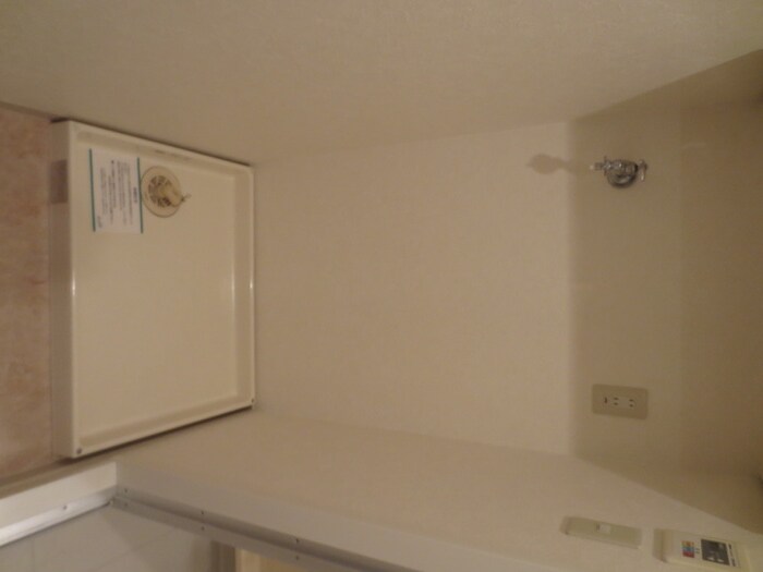 物件内観写真18　(洗濯機置場)