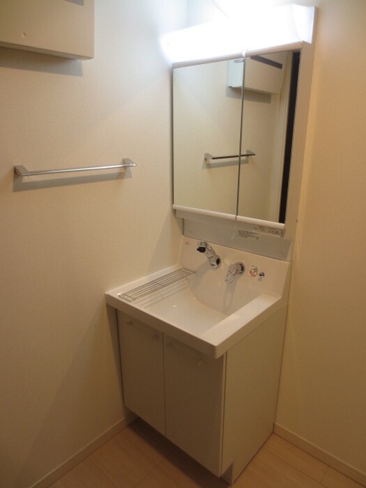 物件内観写真10　(洗面)