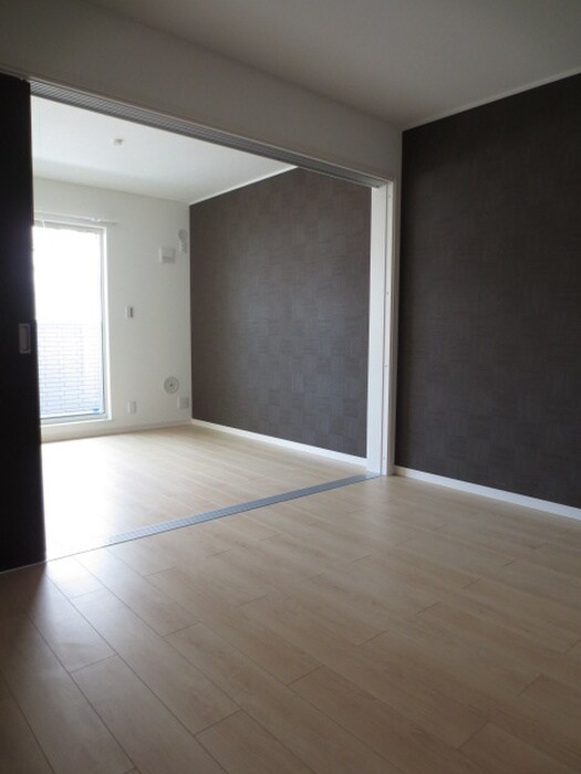 物件内観写真13　(居室)